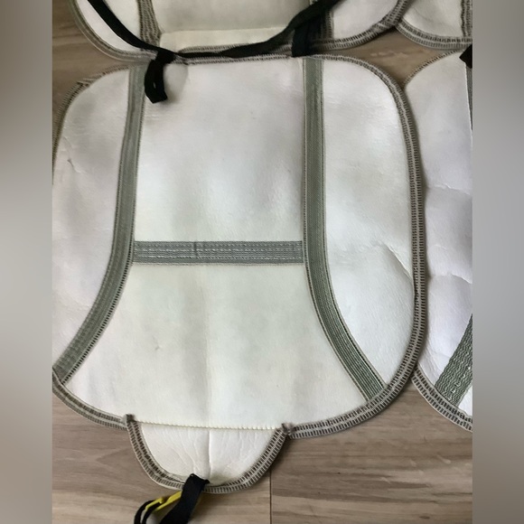 SET of 2 VEGAN Car seat covers - Picture 15 of 16